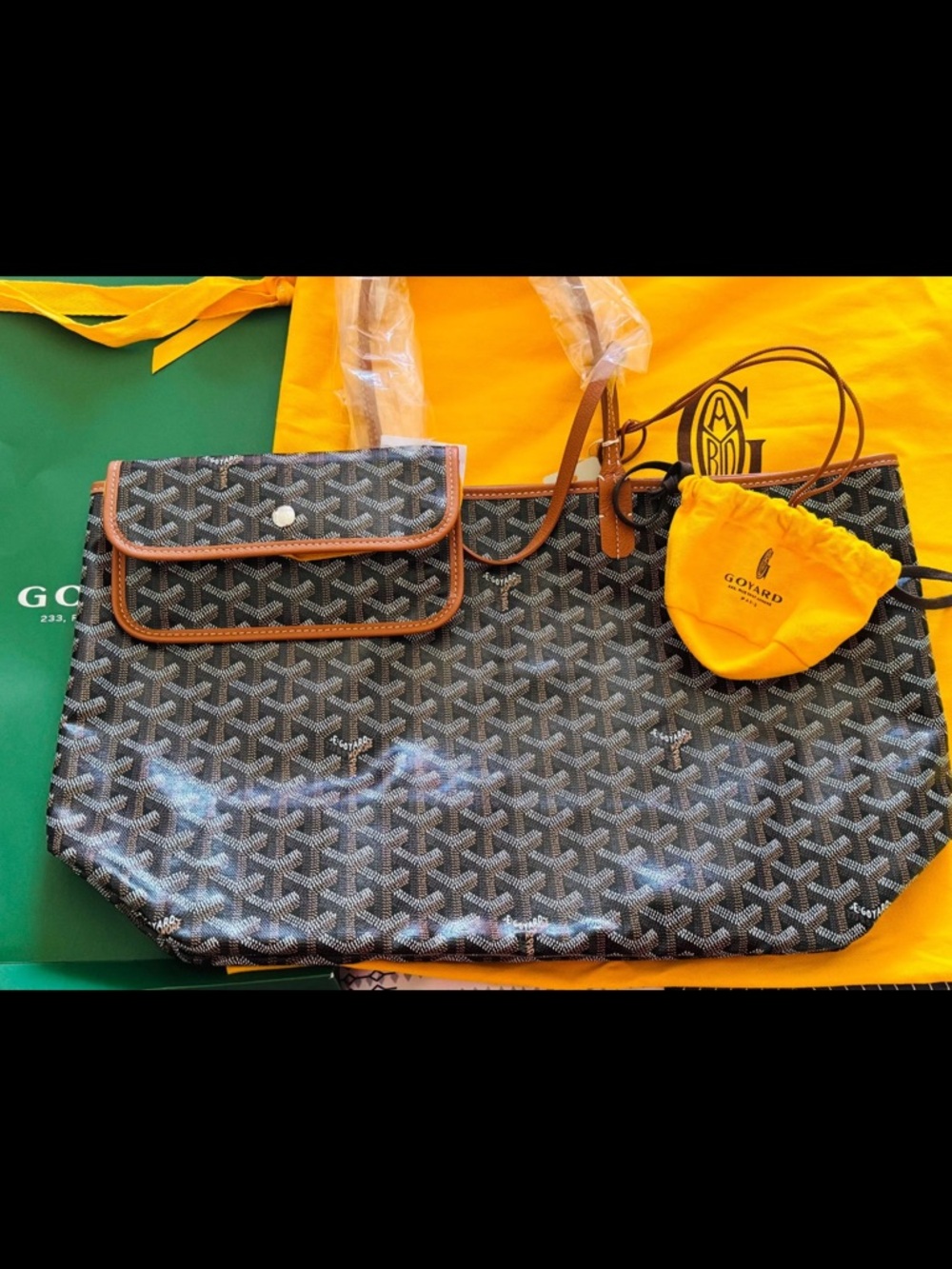 Goyard Black and Brown Chevron Goyardine Tote with Leather Trim. Saint Louis PM.